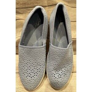 Clarks Cloudsteppers Breeze Emily Loafers in a Blue Lavender Textile Size 11